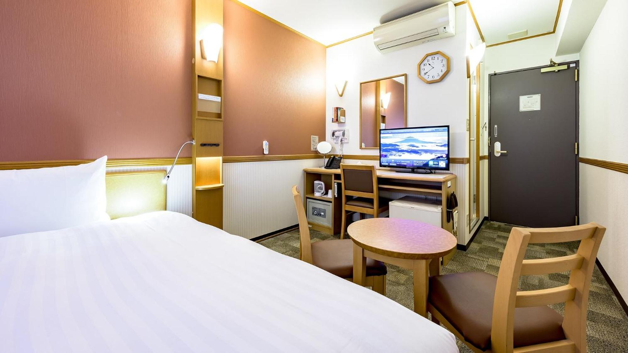 Toyoko Inn Takasaki Eki Nishi Guchi No 2 Ruang foto